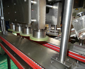 塑料瓶旋蓋機(jī)細(xì)節(jié)